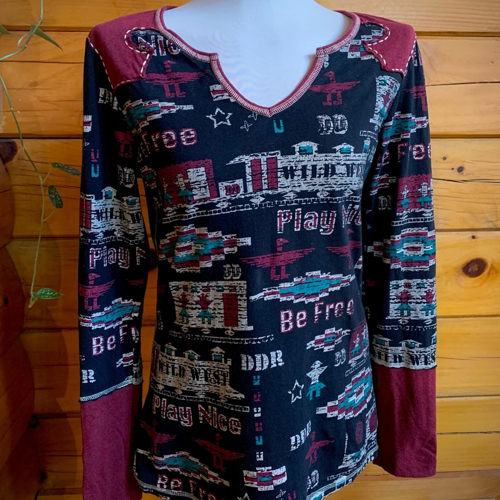 Double D Ranch T-shirt Size Medium “Play Nice, Be Free”